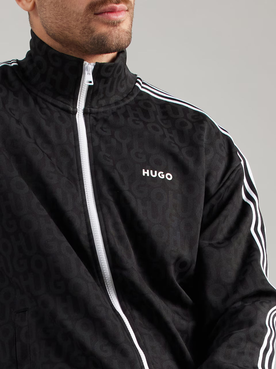 Trening 'Doduck/Don'HUGO pe Negru