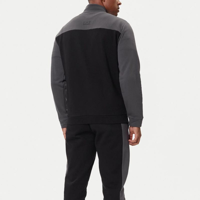 Trening Emporio True