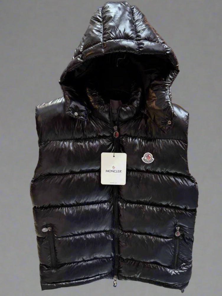 Vesta Moncler