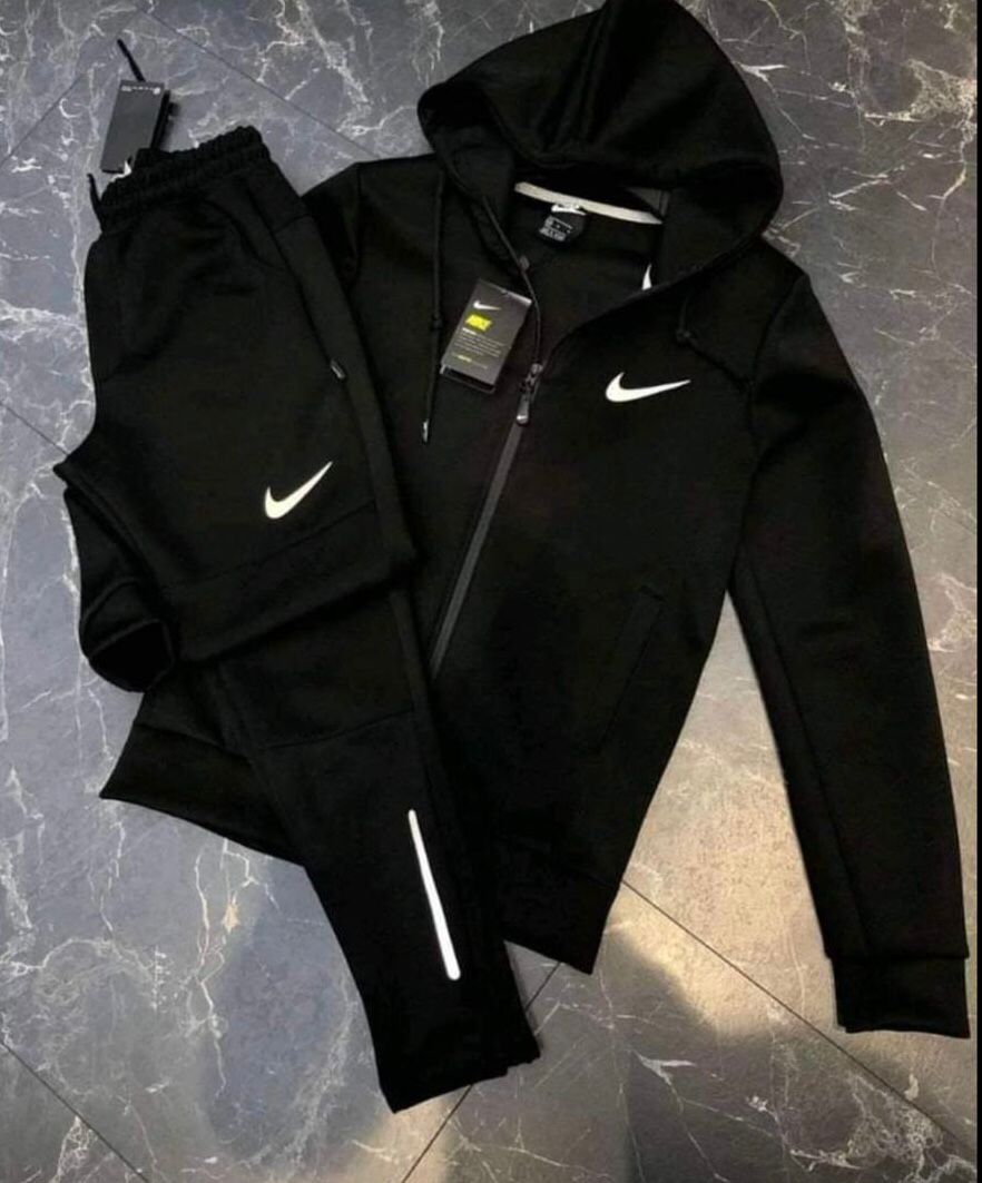 Set Trening Nike Negru – Hanorac cu Glugă + Pantaloni Jogger