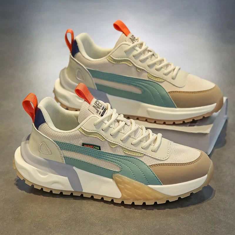 Adidasi Mergi In Voie