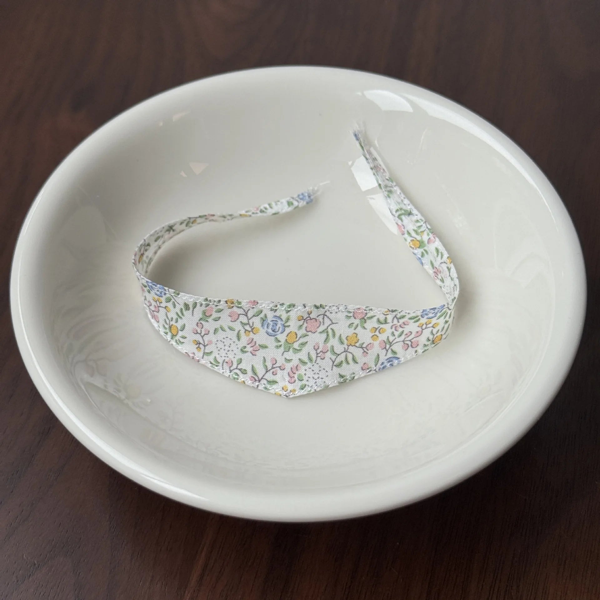 Labubu's fourth generation clothing, Labubu 4.0 doll clothing, mini doll clothing, changing bibs and drool towels.