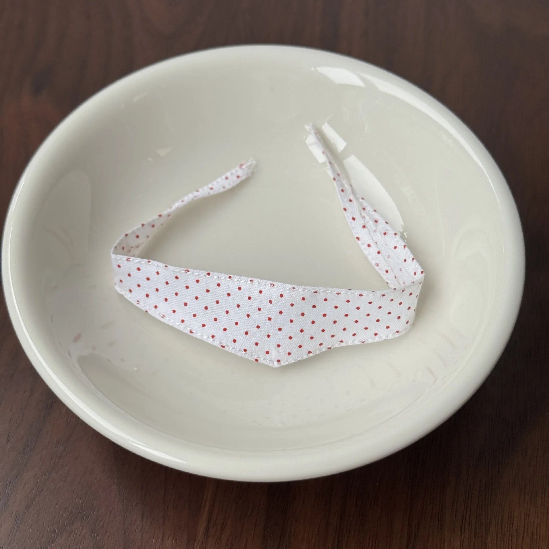 Labubu's fourth generation clothing, Labubu 4.0 doll clothing, mini doll clothing, changing bibs and drool towels.