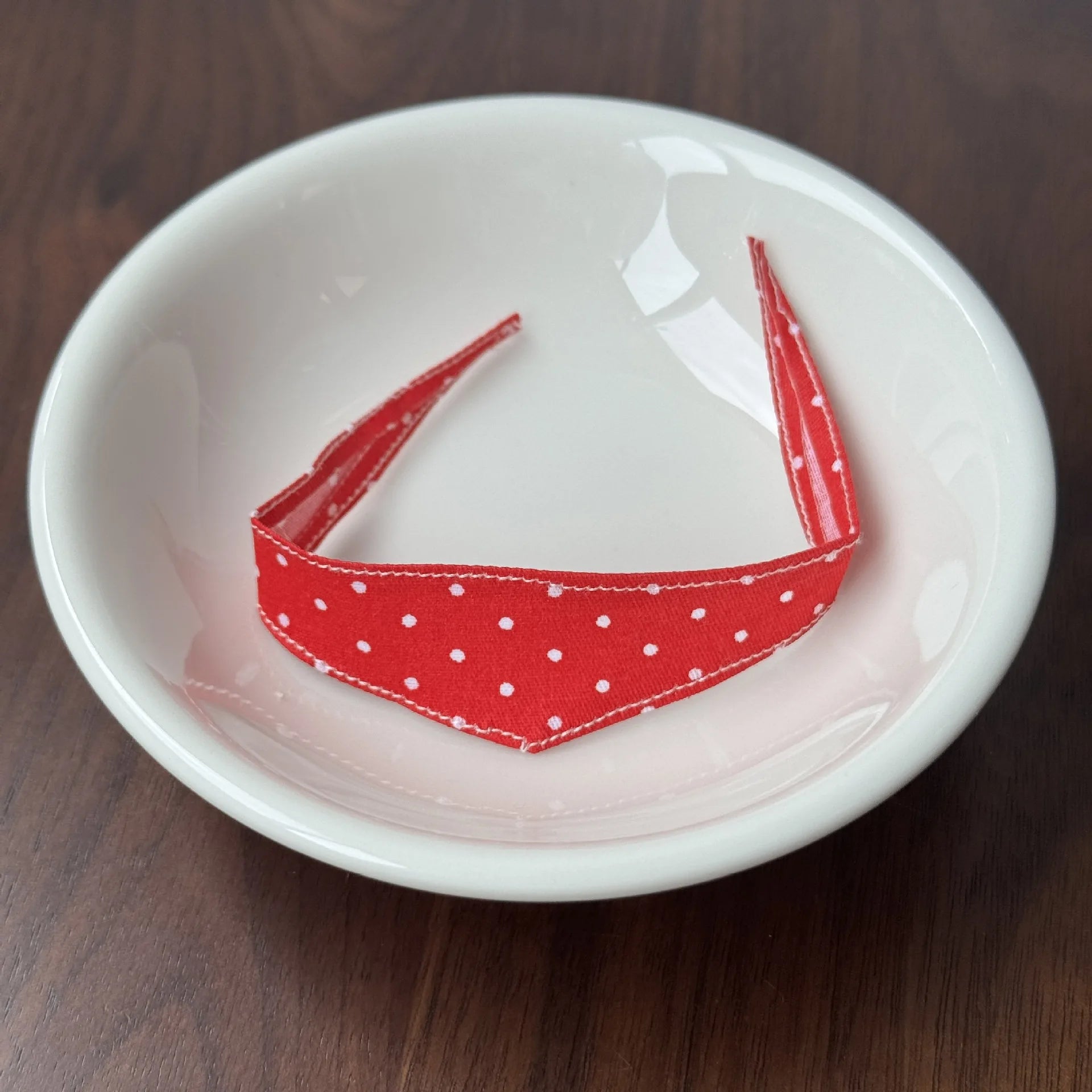 Labubu's fourth generation clothing, Labubu 4.0 doll clothing, mini doll clothing, changing bibs and drool towels.