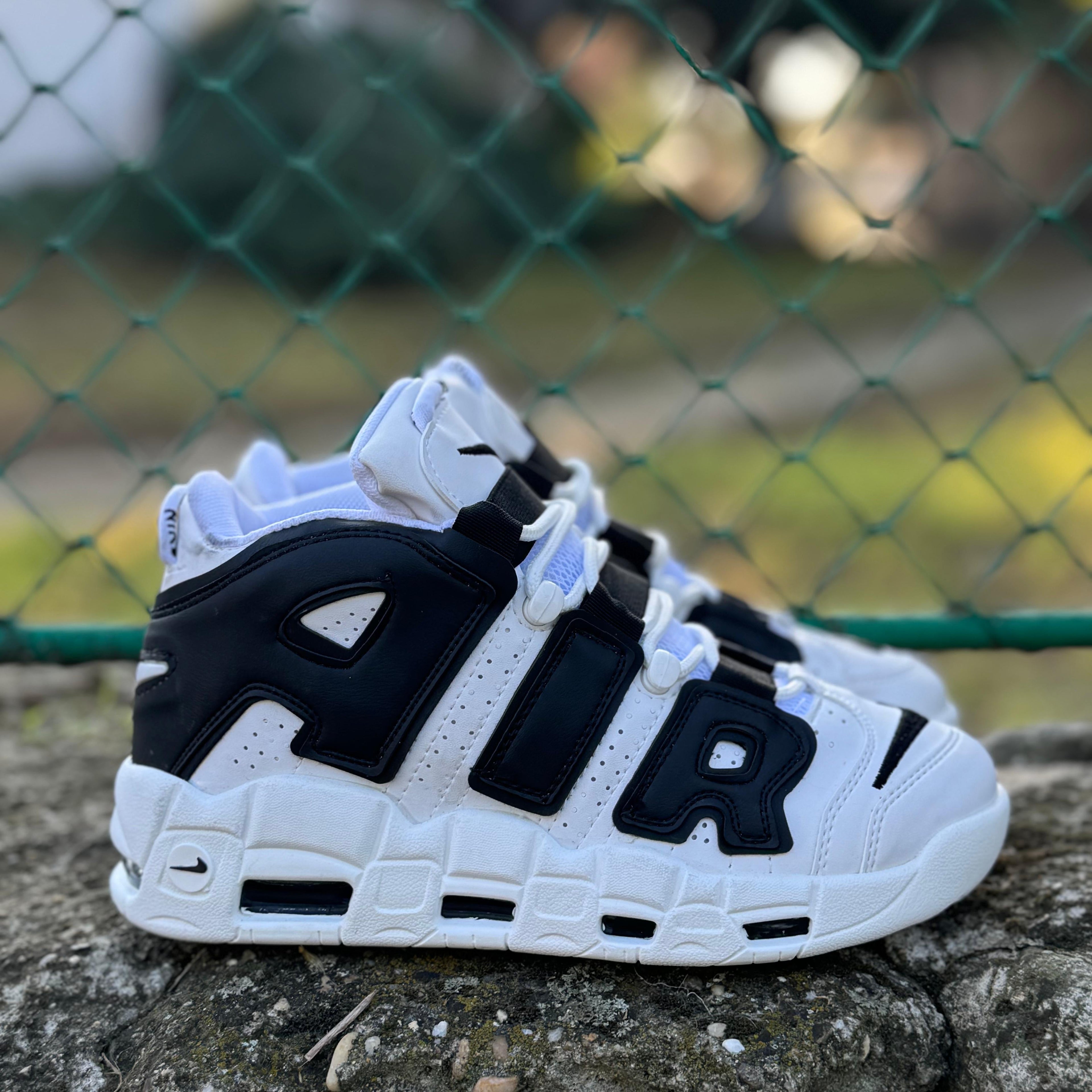 AIR MORE UPTEMPO Alb-Negru