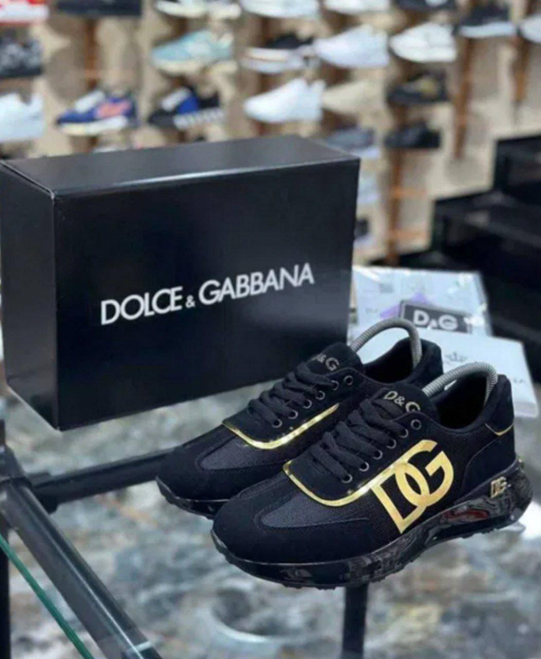 Adidași Dolce & Gabbana (D&G)