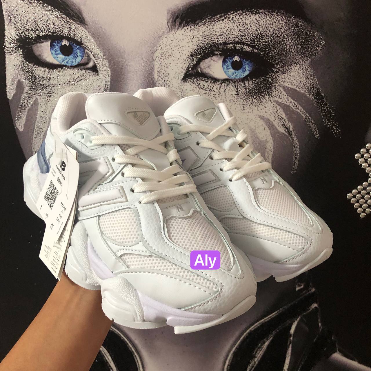 Adidasi New Balance Aly